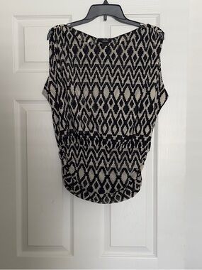 Alfani Black and Cream Geometric Print Women's Top Size M